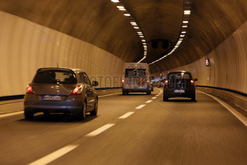 Brixen  Italien  Autos in einem Tunnel der Brennerautobahn A22