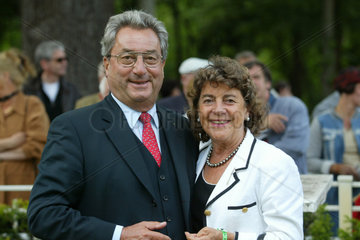 Dr. Dieter Hundt mit seiner Ehefrau Christina im Portrait