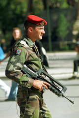 Franzoesischer Soldat in Paris