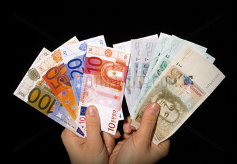 DM und Eurogeldscheine