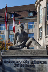 Haupteingang der Technischen Universitaet Zuerich (Schweiz)