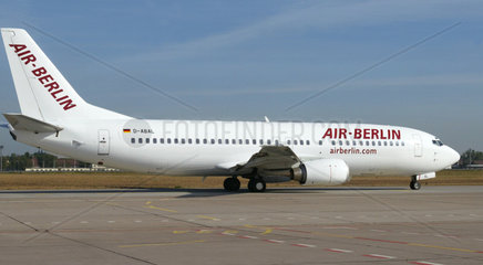 Eine Maschine der Fluggesellschaft Air Berlin in Berlin-Tegel
