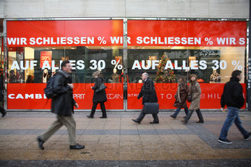 Berlin  Deutschland  Werbung fuer Rabatt