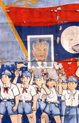 Luang Prabang  Laos  ein Propagandaplakat des kommunistischen Regimes