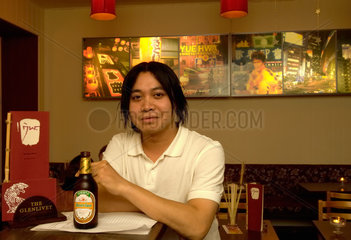 Berlin  Deutschland  Van Nam Nguyen in seinem Restaurant Jimmy Woo