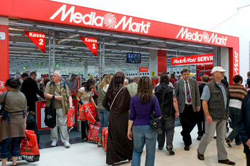 Berlin  Deutschland  Media Markt Filiale im Einkaufcenter Tempelhofer Hafen