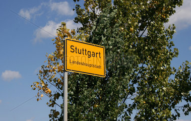 Stuttgart  Deutschland  Ortsschild der Landeshauptstadt Stuttgart