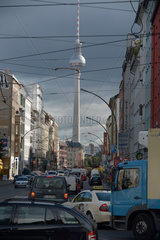 Berlin  Deutschland  Blick in die Brunnenstrasse in Berlin-Mitte
