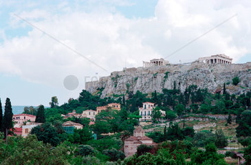Die Akropolis von der Agora gesehen  Athen