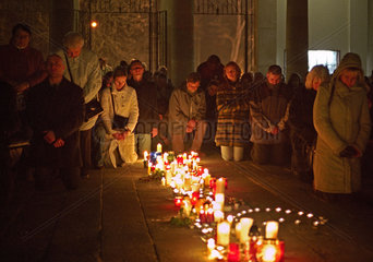 Trauer um den Papst in Polen