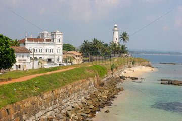 Galle  Sri Lanka  die Festung Galle mit Leuchtturm und Moschee