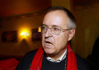Hans Eichel  SPD  auf Kneipentour zur Wahl
