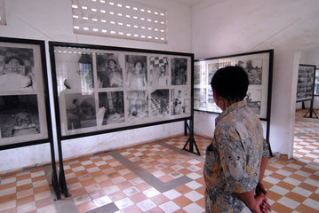 Phnom Penh  Kambodscha  kambodschanisch  Fotogalerie der Opfer im Tuol Sleng Museum