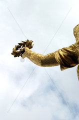 Berlin  Deutschland  Detail der Viktoria-Statue auf der Siegessaeule