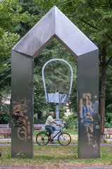 Berlin  Deutschland  Skulpturen im Zeppelinpark in Berlin-Wedding