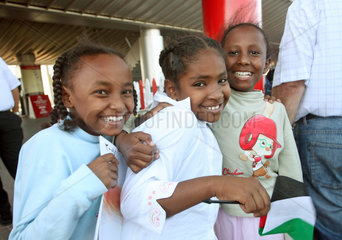Dubai  lachende Kinder