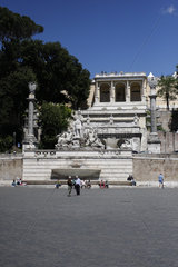 Touristen auf die Pincio Terrasse in Rom