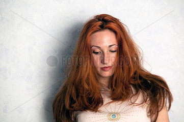 Sofia  Bulgarien  Portrait einer rothaarigen Frau