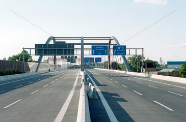 Neubau der Stadtautobahn A113 in Berlin