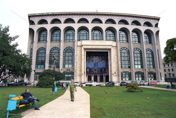 Blick auf das Nationaltheater (Teatrul National) in Bukarest