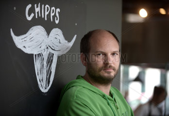 Berlin  Deutschland  Heinz Gindullis in seinem Restaurant Chipps