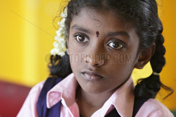 Mettupalayam  Indien  das Portraet eines Maedchens