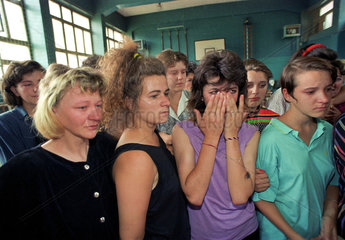 Tuzla  Bosnien und Herzegowina  Vergewaltigunsopfer in einer Turnhalle in Tuzla