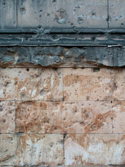 Berlin  Fassade mit Einschussloechern aus dem 2. Weltkrieg