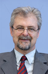 Dr. Bruno Schoch