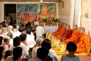 Phnom Penh  Kambodscha  kambodschanisch  buddhistisches Trauerfest einer wohlhabenden Familie