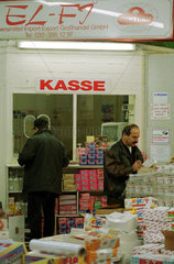 Berlin  Deutschland  Verkaufsstand auf dem Berliner Grossmarkt