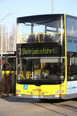 Berlin  Deutschland  Busse der BVG im Betriebshof