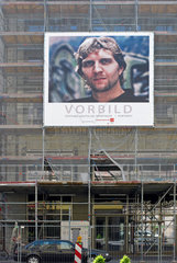Berlin  Deutschland  Dirk Nowitzki auf einem Plakat der Stiftung Deutsche Sporthilfe