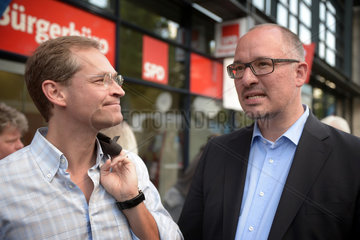 Berlin  Deutschland  Michael Mueller  SPD  Berliner Stadtentwicklungssenator und Jan Stoess  Berliner SPD-Landesvorsitzender