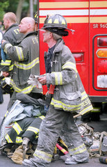 New York  USA  Feuerwehr und Rettungskraefte im Einsatz in Manhattan