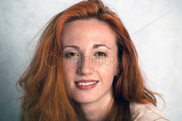 Sofia  Bulgarien  Portrait einer rothaarigen Frau