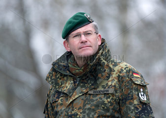 Bergen  Deutschland  Oberst Andre Bodemann  Kommandeur Panzerbrigade 12
