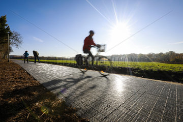 Deutschlands erster Solarradweg in Erftstadt