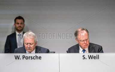Porsche + Weil