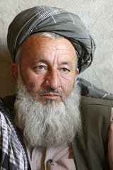 Kunduz  Afghanistan  Portraet eines aelteren Afghanen