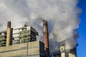 RWE Power AG Kraftwerk Neurath  Braunkohlekraftwerk  Deutschland
