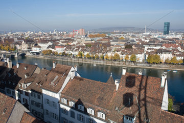 Basel  Schweiz  Uebersicht ueber Basel am Rhein
