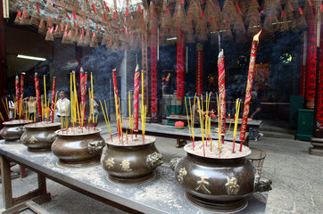 Vietnam  Innenaufnahme des Thien-Hau-Tempel