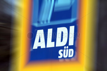 Stuttgart  Deutschland  neues Aldi Sued Logo