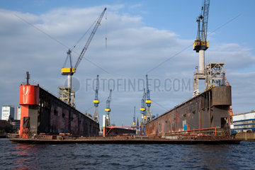 Hamburg  Deutschland  Dock einer Werft im Hamburger Hafen