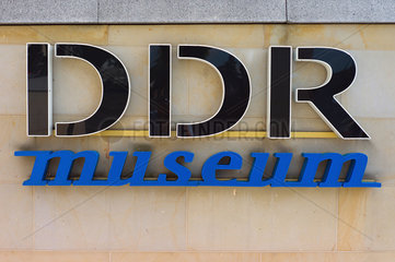 Berlin  Deutschland  Schriftzug DDR Museum