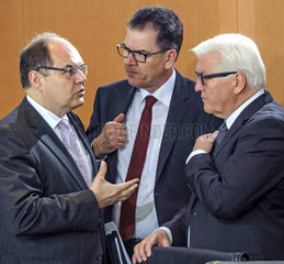 Schmidt + Mueller + Steinmeier