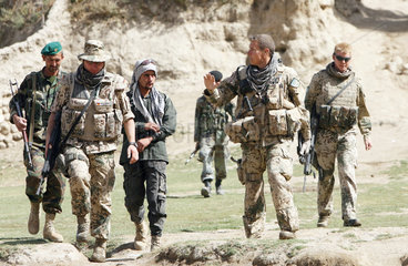 Feyzabd  Afghanistan  ISAF Soldaten und afghanische Soldaten patroullieren