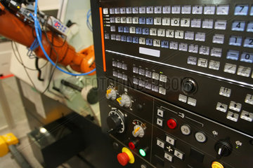 Posen  Polen  MAZATROL MATRIX Nexus  eine CNC-Dialogsteuerung fuer Werkzeugmaschinen