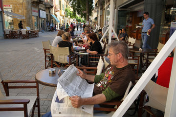 Nikosia  Republik Zypern  ein Strassencafe in der Ledra Street